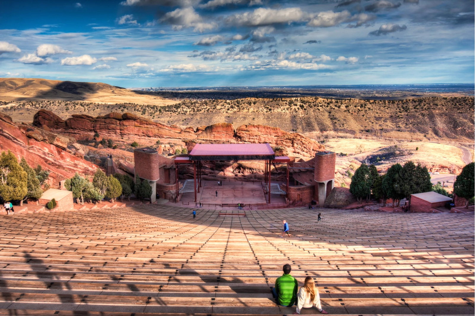 Denver International Airport to Red Rocks Amphitheater luxury car service