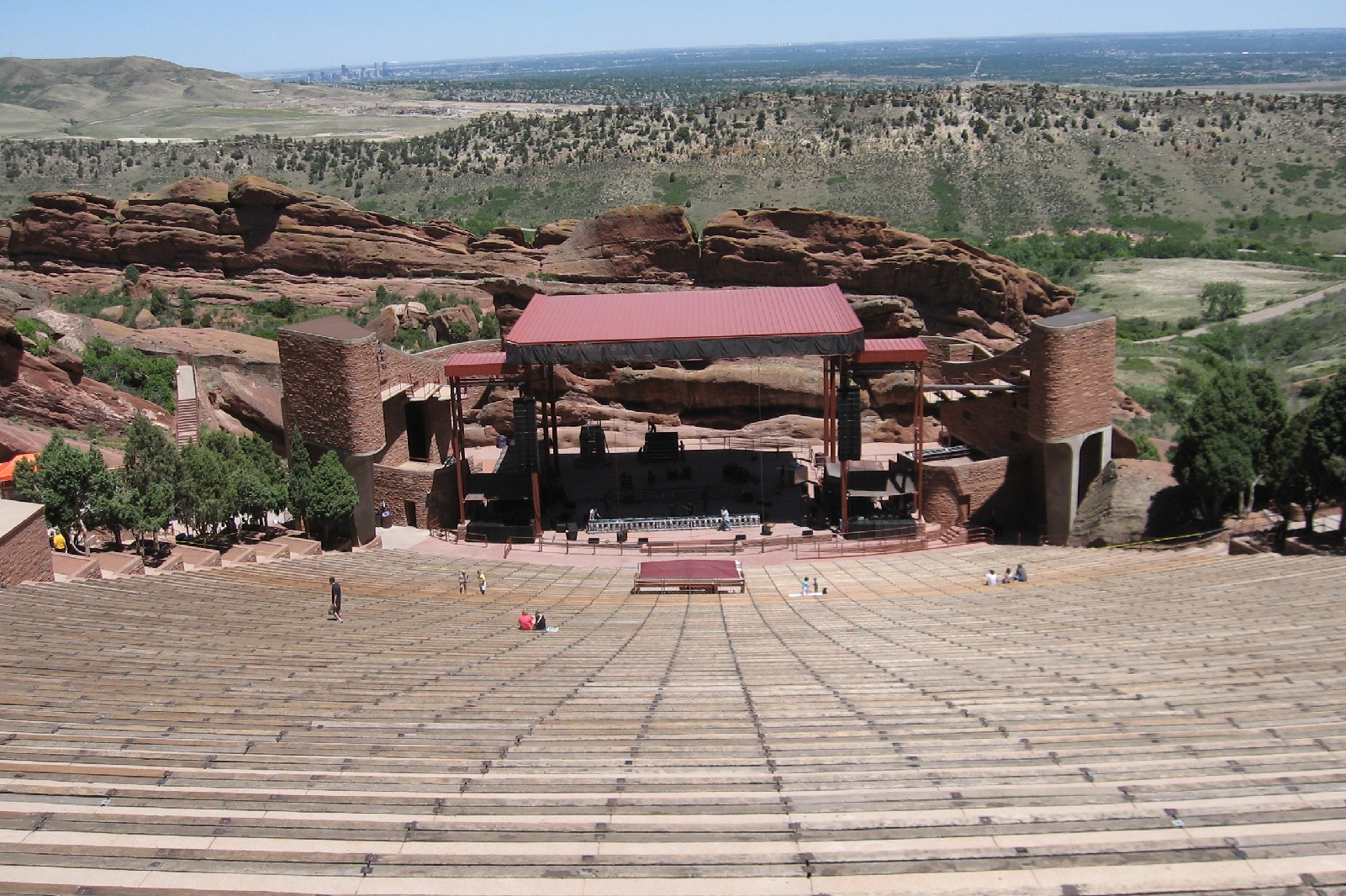 Red Rocks car service with luxury limo and SUV